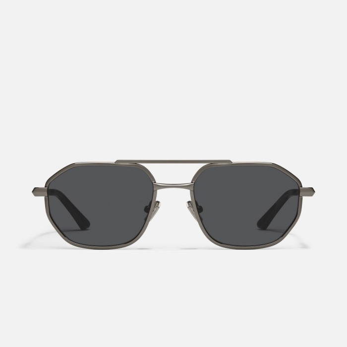 Quay En Route - Gunmetal / Smoke