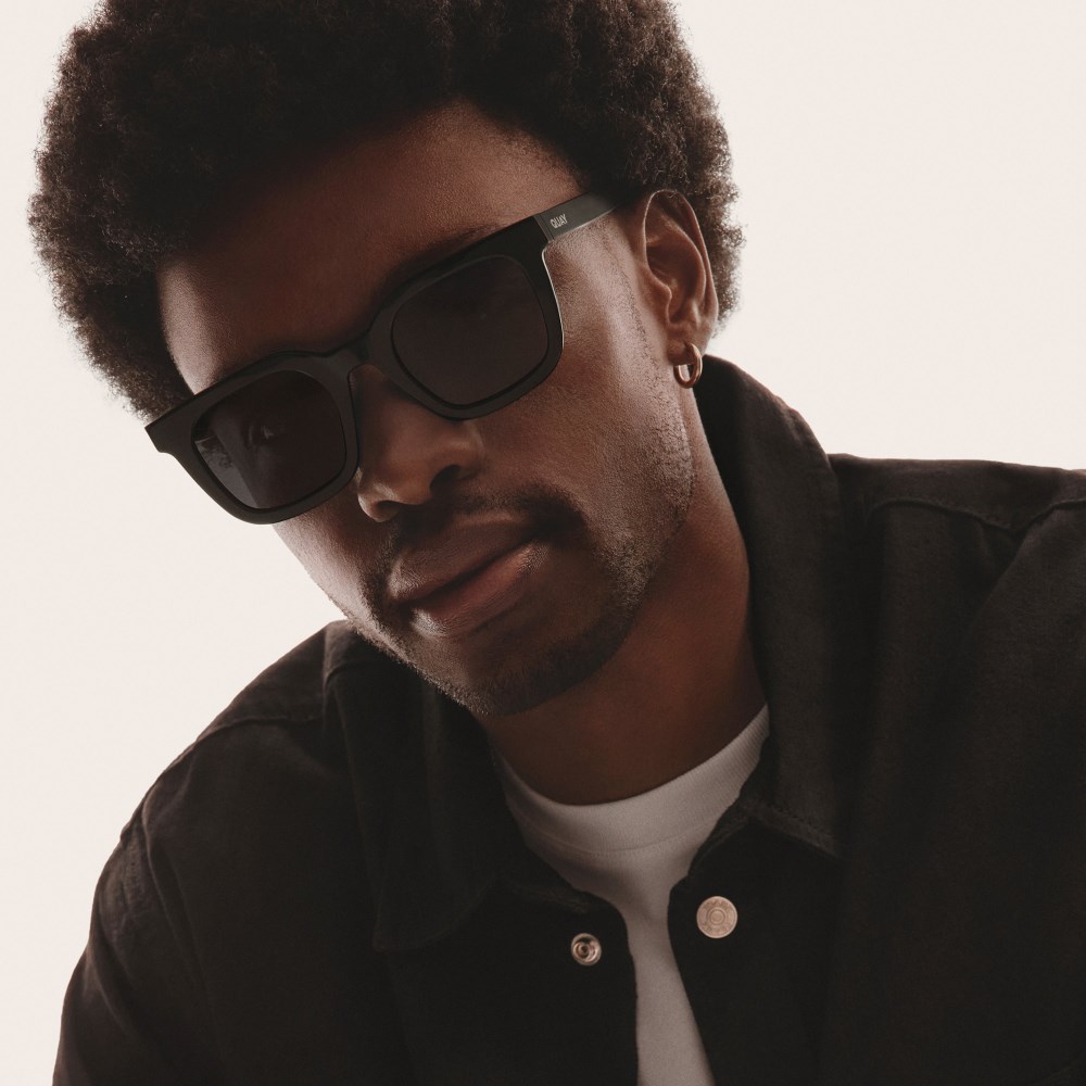 Quay Game Over - Black / Smoke Polarized
