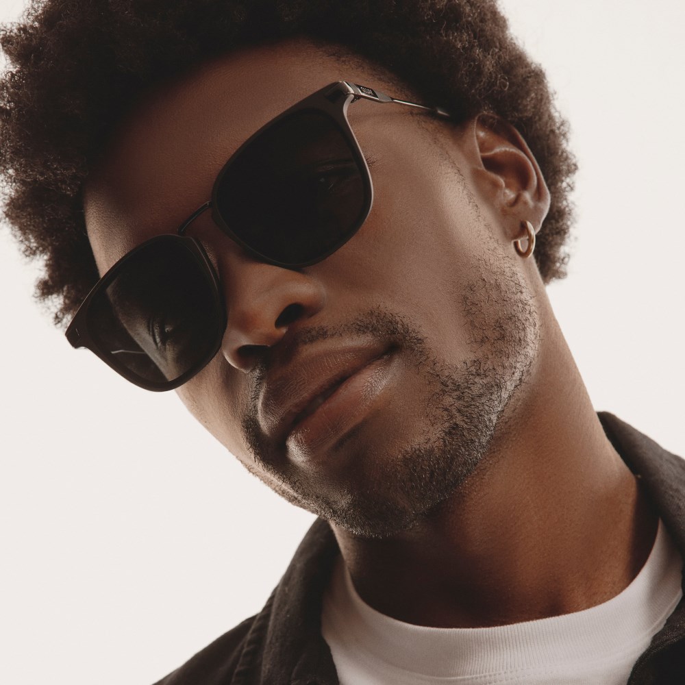 Quay Jackpot Remixed - Matte Black / Black Polarized