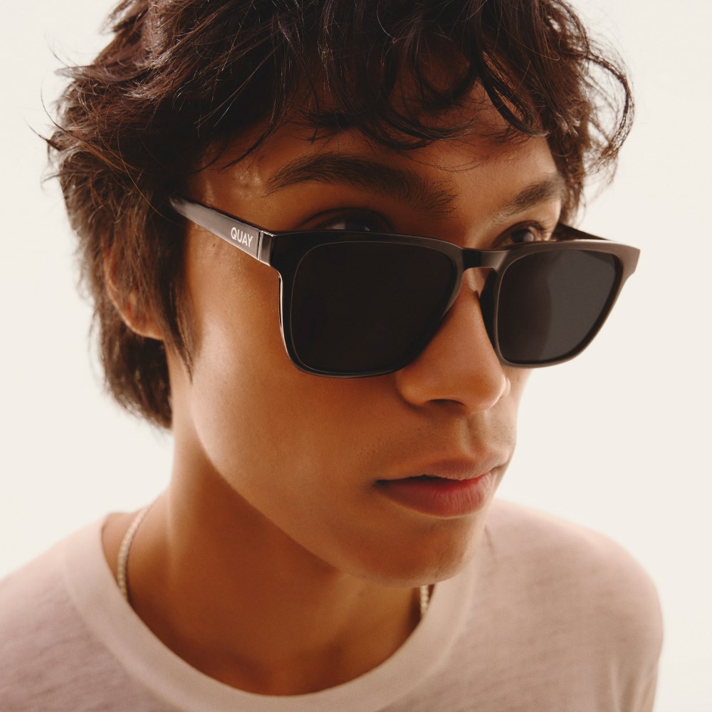 Quay Unplugged - Black / Black Polarized