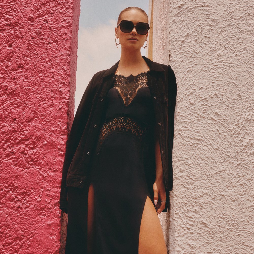 Quay Press Tour - Black / Smoke