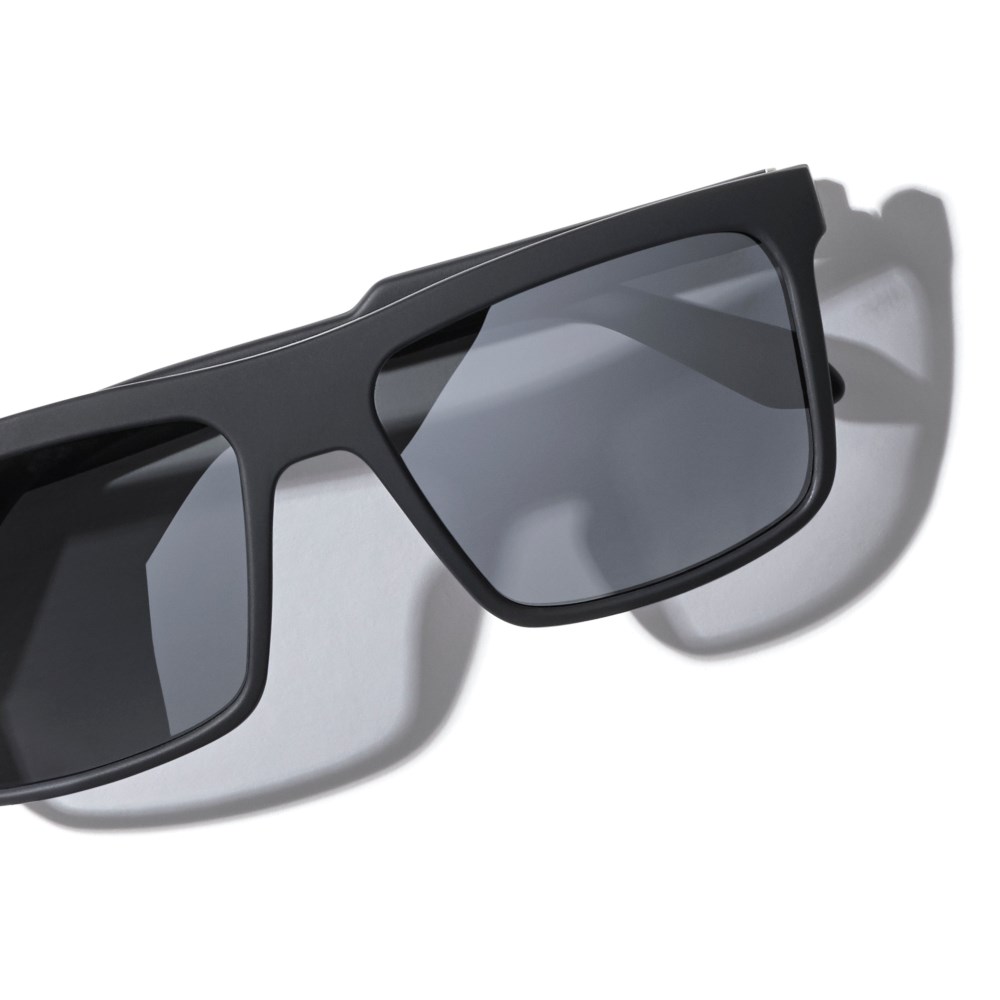 Quay Let It Run - Matte Black / Smoke Polarized