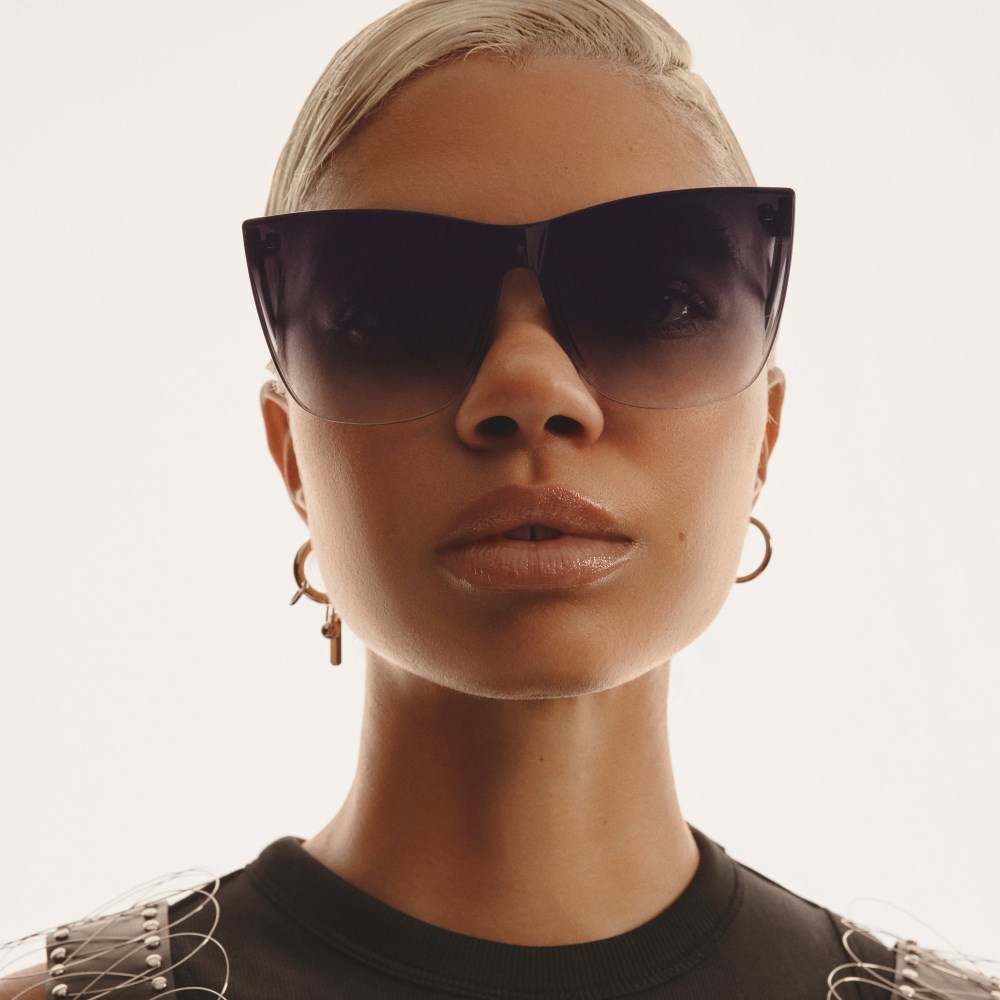 Quay Come Thru - Black / Fade
